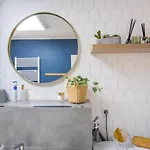 4-room Luxury - Close To Station, Free Parking, Kitchen Apartment